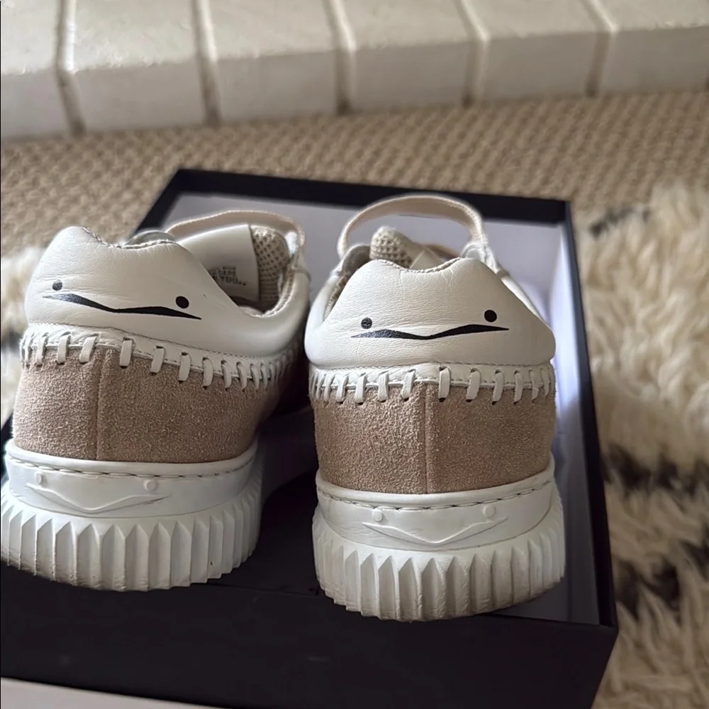 Voile Blanche Cream Sneakers Minimalist Design - Picture 5 of 6